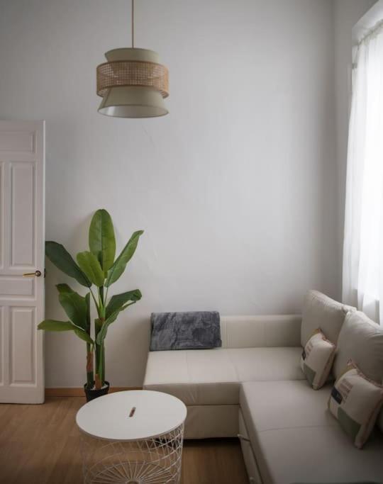 Apartment Mosaic Giralda Севилья Экстерьер фото