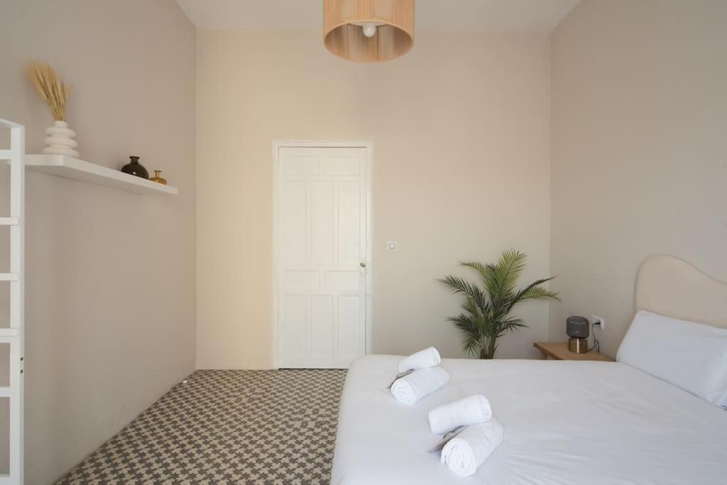 Apartment Mosaic Giralda Севилья Экстерьер фото