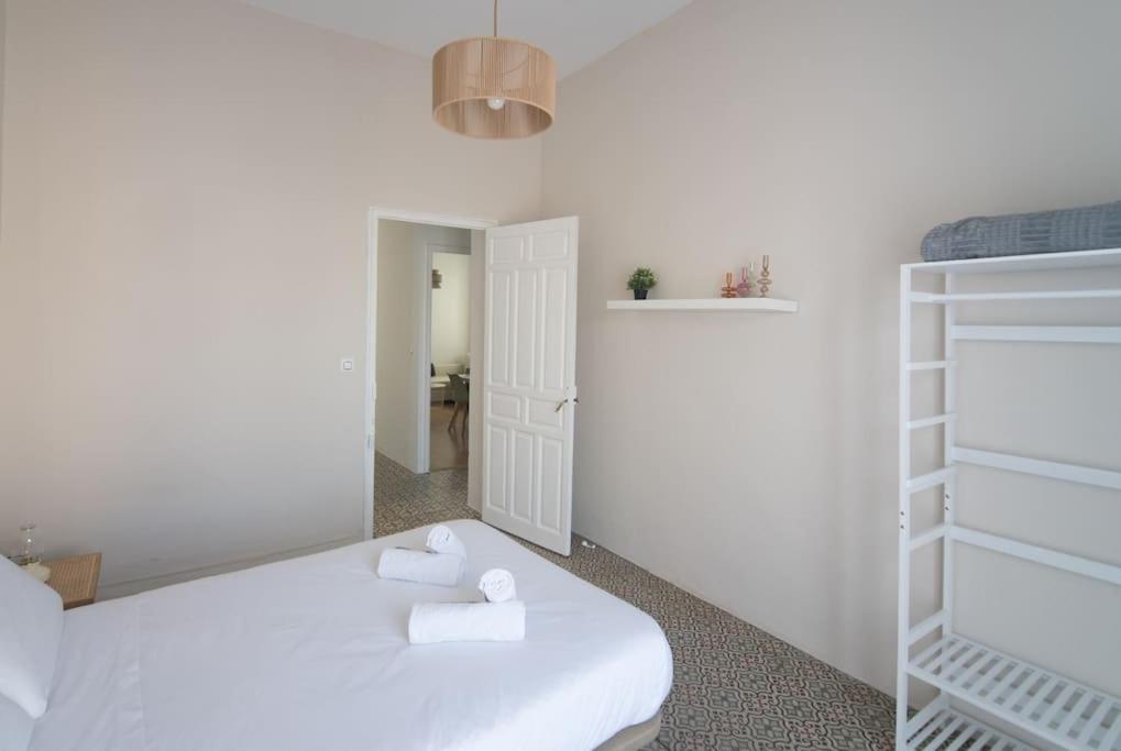 Apartment Mosaic Giralda Севилья Экстерьер фото